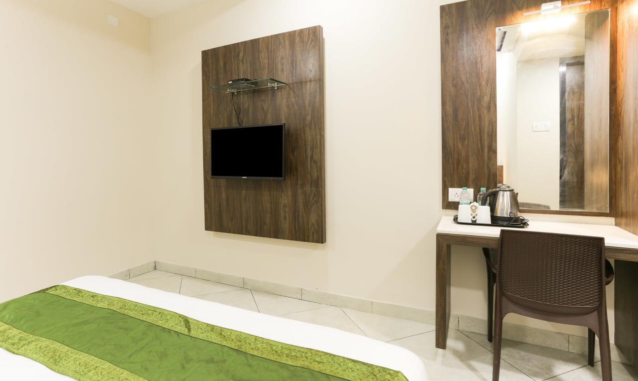 Treebo Trend Grace Residency Hotel Chennai Exterior foto